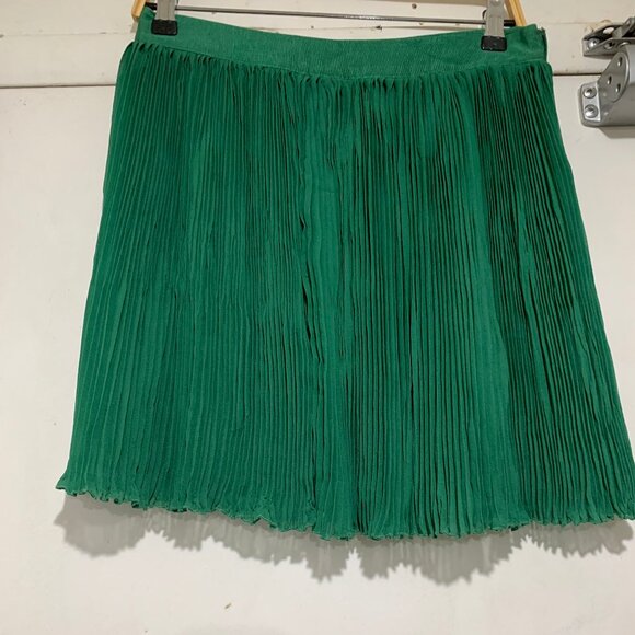 CLUB MONACO SHEER CRINKLED SKIRTS SIZE 4 - Picture 2 of 8